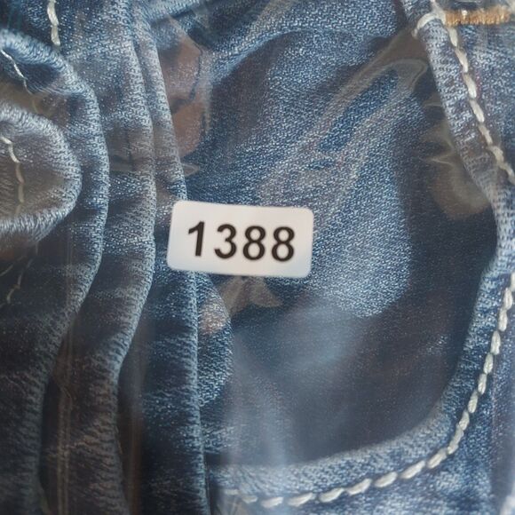 Miss Me Women’s Bermuda Jean Shorts Size 25 Medium Wash JP5724M2 Embellished - Picture 12 of 12